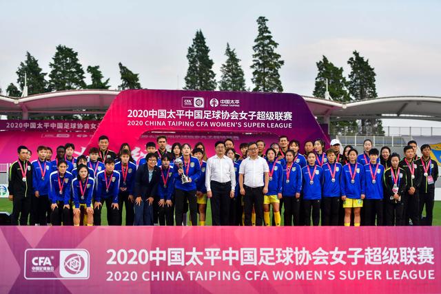曼联客场闷平富勒姆，利马乌龙创造历史尴尬瞬间
